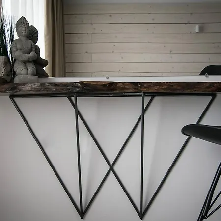 The Mint - Saint 2* سفيتي فلاس