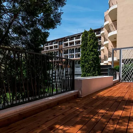 The Mint - Saint Vlas מלון