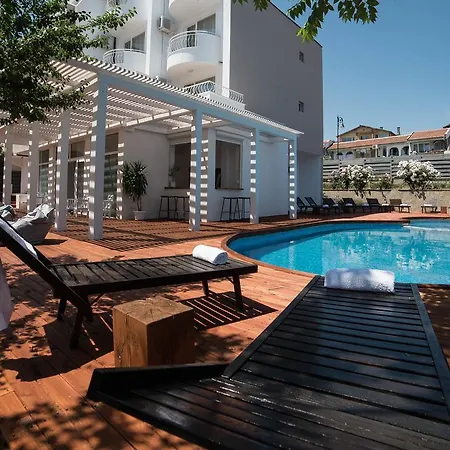 The Mint - Saint Vlas מלון