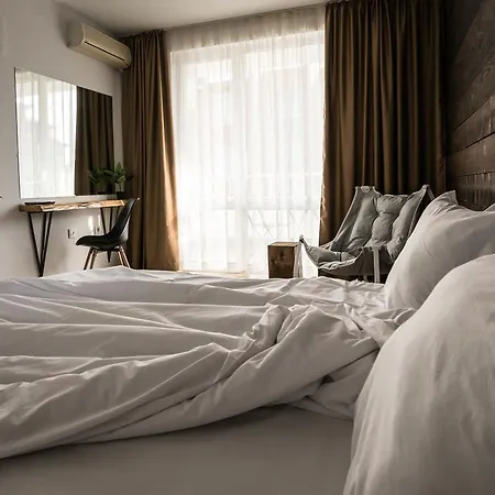 Hotel The Mint - Saint
