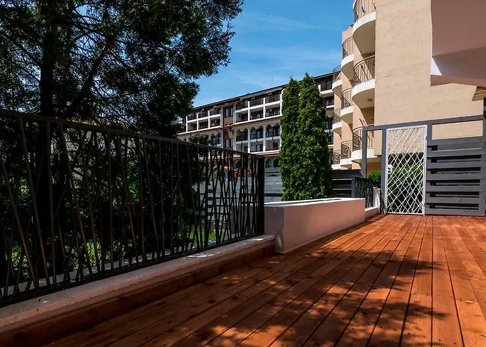 The Mint - Saint Hotel