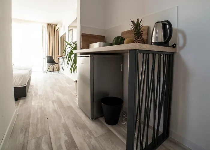 Hotel The Mint - Saint 2*